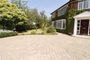 Extensive Driveway Parking/Front Garden- click for photo gallery